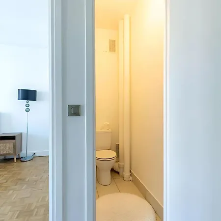 Eiffel View - Spacious 3Br - Sleeps 9 - Terrace Apartment Paris