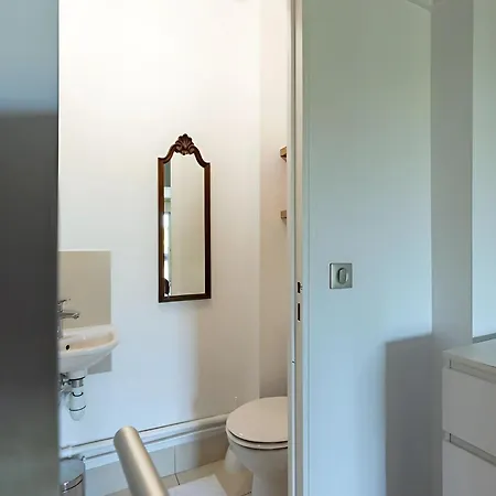 Eiffel View - Spacious 3Br - Sleeps 9 - Terrace Apartment *