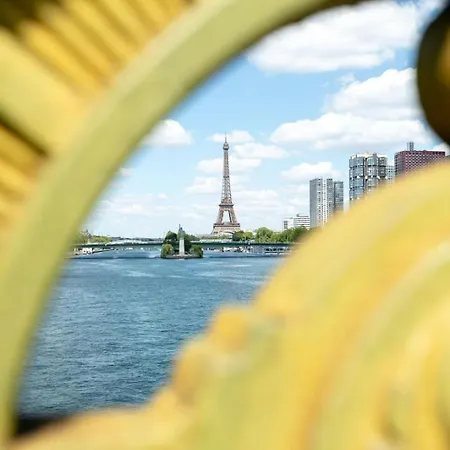 Apartment Eiffel View - Spacious 3Br - Sleeps 9 - Terrace *